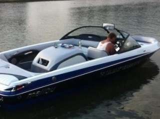 Slalom-Weltrekordboot 